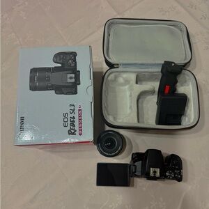 Canon Black Digital Camera with Advanced Features